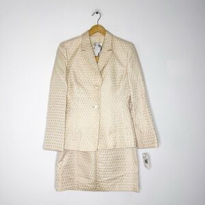 Badgley Mischka Two-Piece Blazer & Skirt Suit Set Champagne NWT Size 10